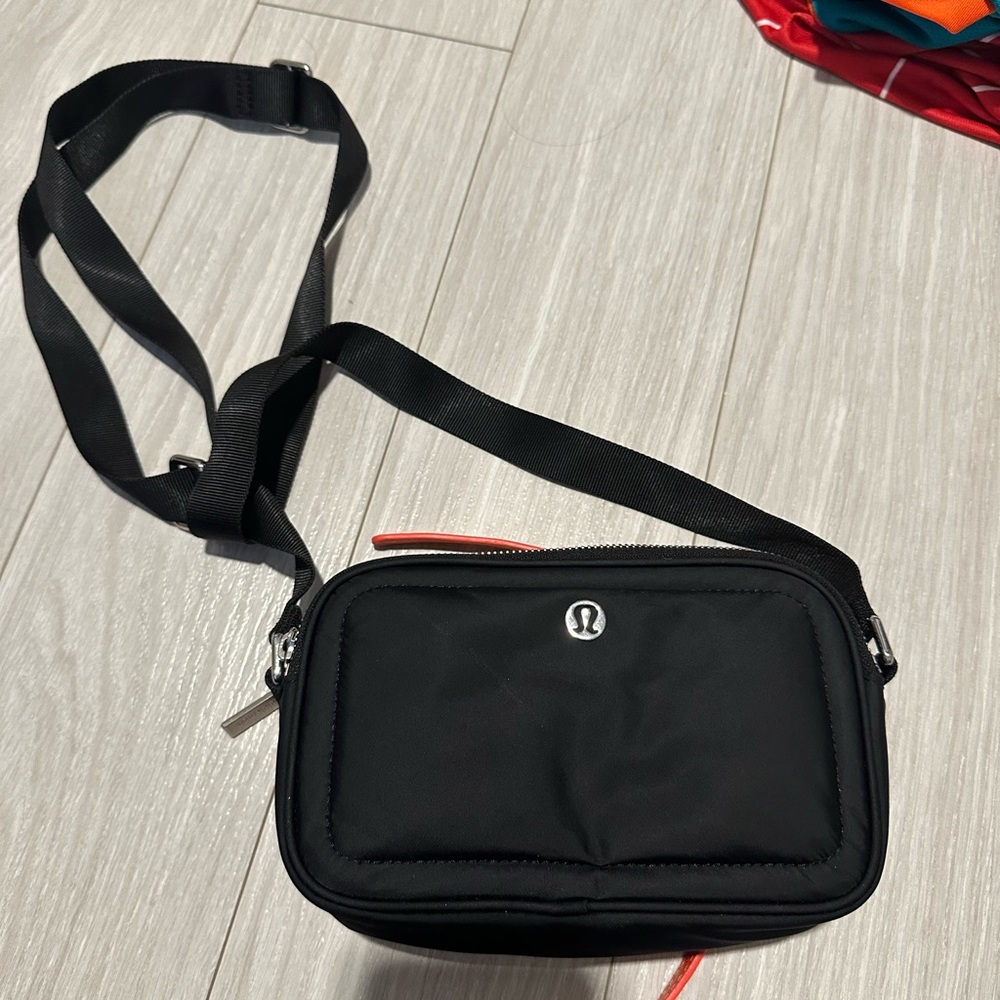 Lululemon camera bag